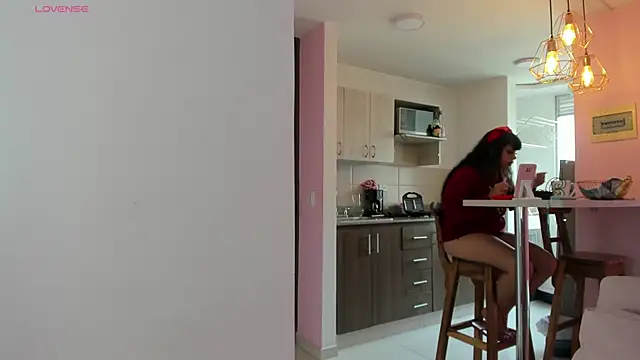 zoesullivan online show from January 2025 12:52:02 PM