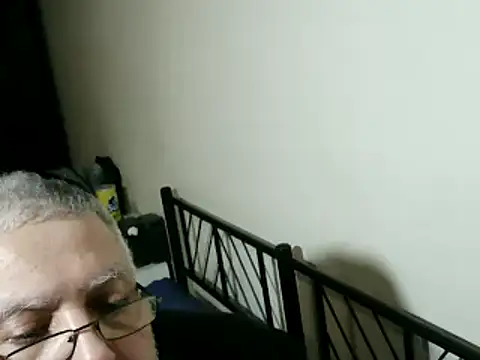 100Tauros online show from February 2026 10:52:02 PM