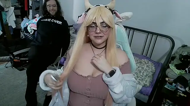 mochi rainbow online show from February 2026 04:02:02 AM