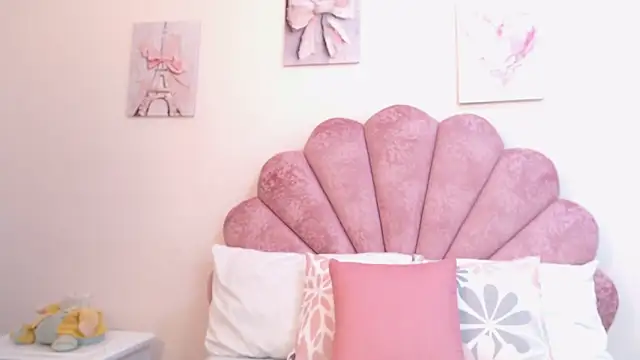 MilaaAdams online show from June 2026 11:22:02 AM