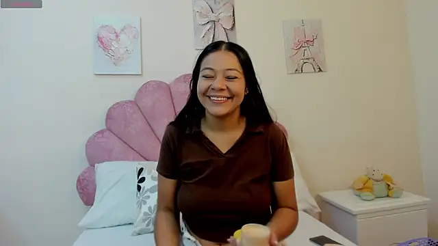 MilaaAdams online show from May 2026 11:27:01 AM