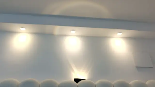 Juliabadlee online show from February 2026 11:36:01 PM