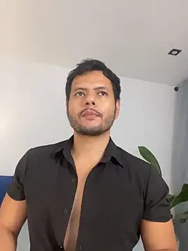 Nate Ocean online show from December 2025 12:02:01 AM