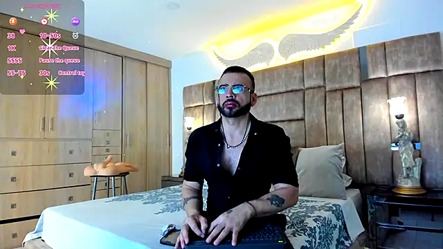 Snapshot of petterwilly1 chatting on November 2025 03:05:01 PM petterwilly1 online show from November 2025 03:05:01 PM