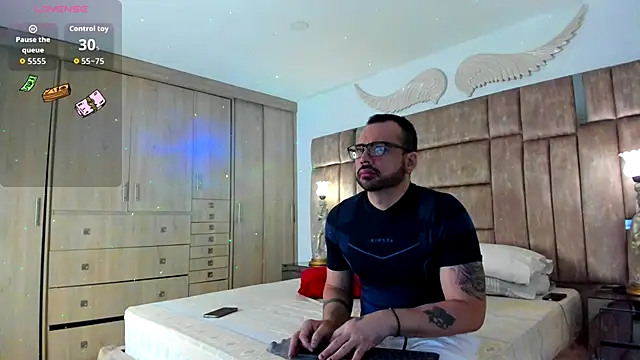 petterwilly1 online show from September 2025 03:06:01 PM