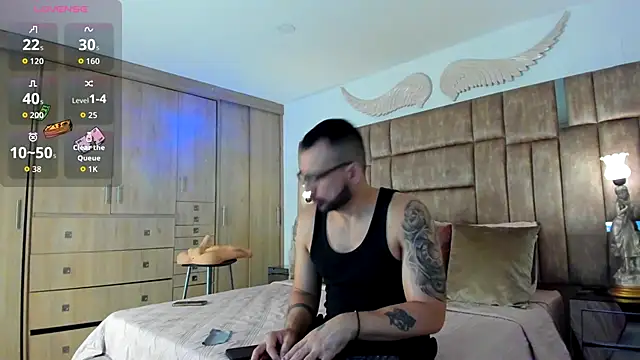 petterwilly1 online show from October 2025 04:41:01 PM