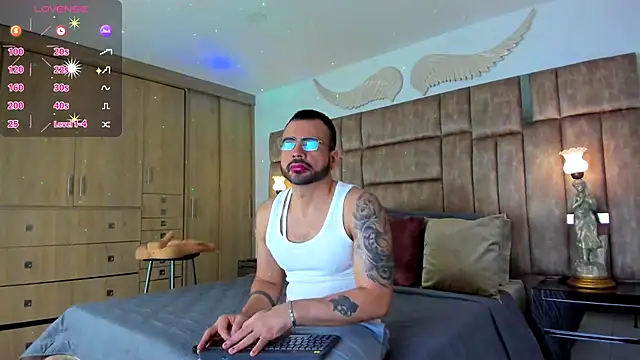 petterwilly1 online show from October 2025 03:04:02 PM