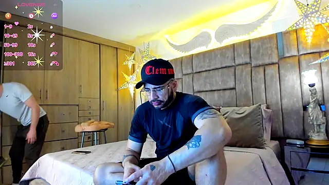 Snapshot of petterwilly1 chatting on November 2025 11:14:01 PM petterwilly1 online show from November 2025 11:14:01 PM