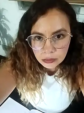 gigi stephans online show from April 2026 02:57:02 AM