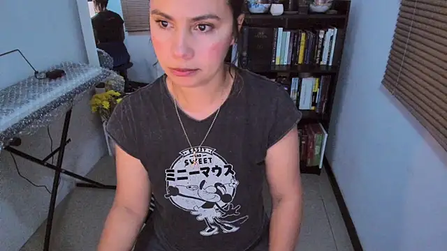 gigi stephans online show from January 2026 12:58:02 AM