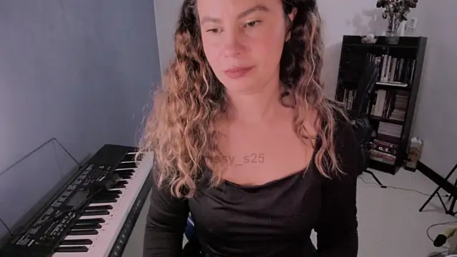 gigi stephans online show from July 2026 02:29:01 AM