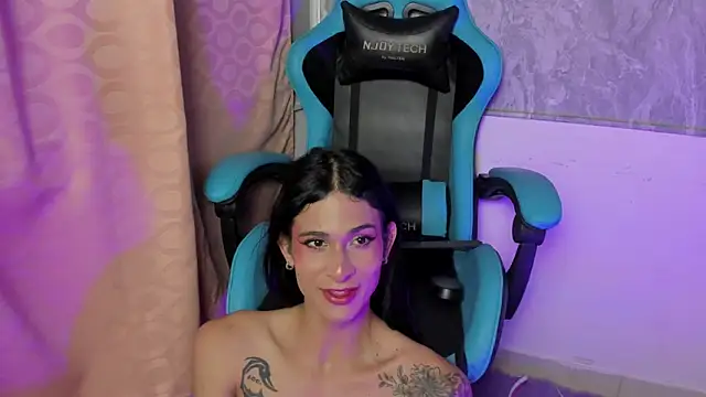 Snapshot of Mara_friendboy699 chatting on January 2025 07:57:01 PM Mara friendboy699 online show from January 2025 07:57:01 PM
