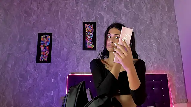 Snapshot of Mara_friendboy699 chatting on December 2024 07:14:01 PM Mara friendboy699 online show from December 2024 07:14:01 PM