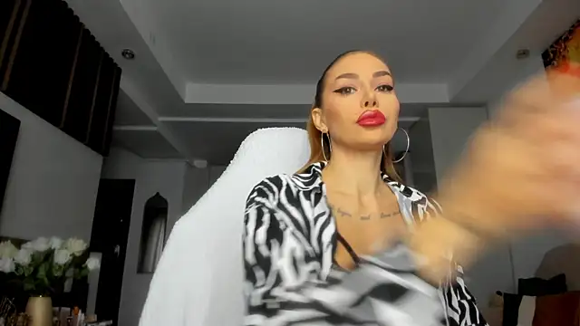 Alessa Burns online show from February 2025 05:15:01 AM