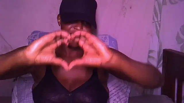 Snapshot of Hot_Caro chatting on May 2026 04:04:02 PM Hot Caro online show from May 2026 04:04:02 PM