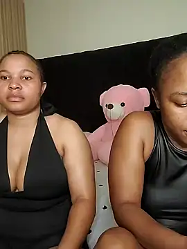 R-thequeen online show from June 2026 06:35:02 AM
