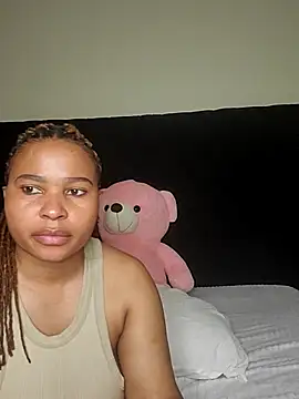 R-thequeen online show from February 2026 12:16:01 PM