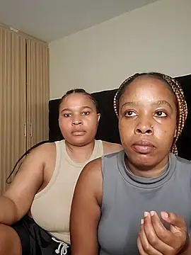 R-thequeen online show from April 2026 11:50:01 AM