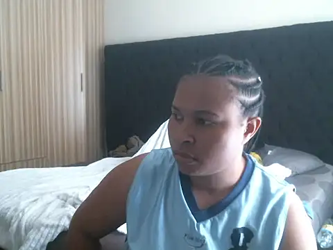 R-thequeen online show from November 2025 10:52:02 AM