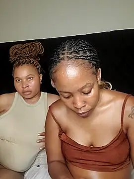 R-thequeen online show from February 2026 11:27:02 PM