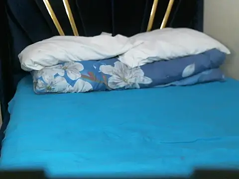 petite 12 online show from October 2025 07:32:01 AM
