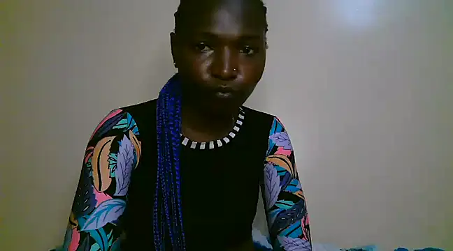 petite 12 online show from March 2025 09:35:01 PM