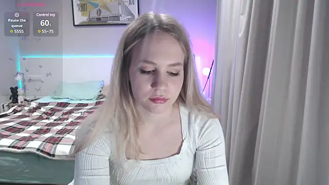 Snapshot of annabel8 chatting on December 2024 08:02:01 PM annabel8 online show from December 2024 08:02:01 PM