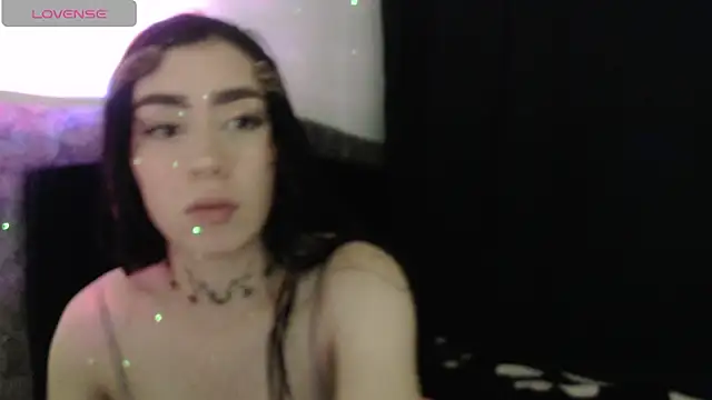 Julieta De Los Angeles online show from April 2026 12:35:01 AM