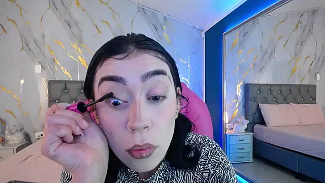 Snapshot of Julieta_De_Los_Angeles chatting on February 2025 03:56:02 AM Julieta De Los Angeles online show from February 2025 03:56:02 AM