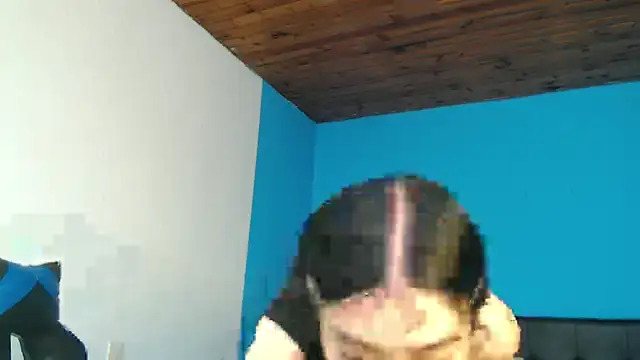 Snapshot of Julieta_De_Los_Angeles chatting on October 2025 06:07:02 PM Julieta De Los Angeles online show from October 2025 06:07:02 PM