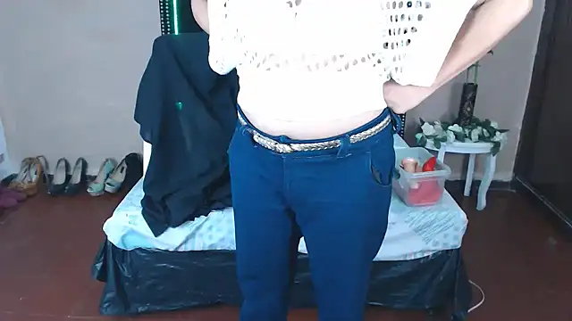 VioletaaaSlave online show from February 2026 12:21:01 PM