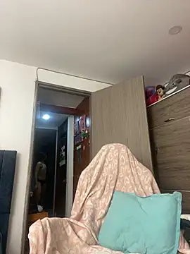 liaqueen610 online show from October 2025 10:54:02 PM