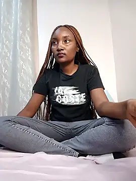 StacyGee24 online show from May 2026 01:05:01 PM