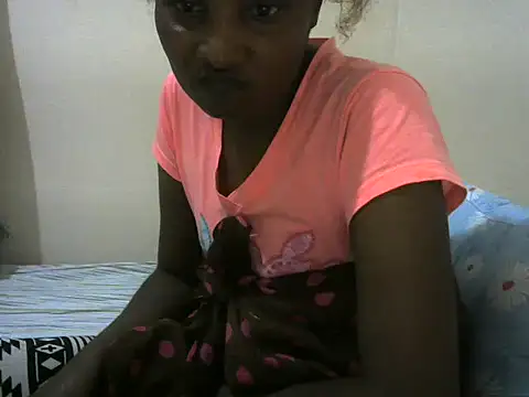 StacyGee24 online show from December 2025 02:27:02 PM