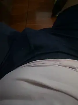 Entraymira online show from September 2025 01:22:02 AM