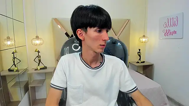 Snapshot of Jake_evans chatting on October 2025 04:05:02 AM Jake evans online show from October 2025 04:05:02 AM