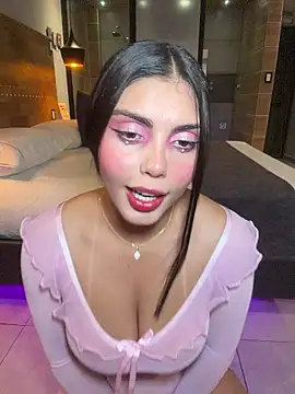 zui lu online show from April 2026 01:40:01 AM