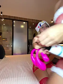 zui lu online show from November 2025 03:17:02 AM