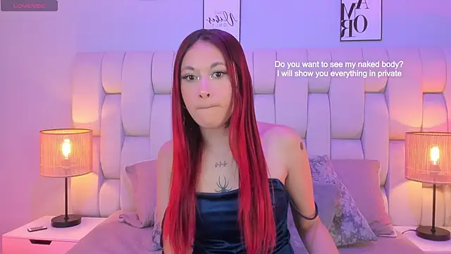 Snapshot of SkinnyFoxy chatting on April 2026 08:04:02 PM SkinnyFoxy online show from April 2026 08:04:02 PM