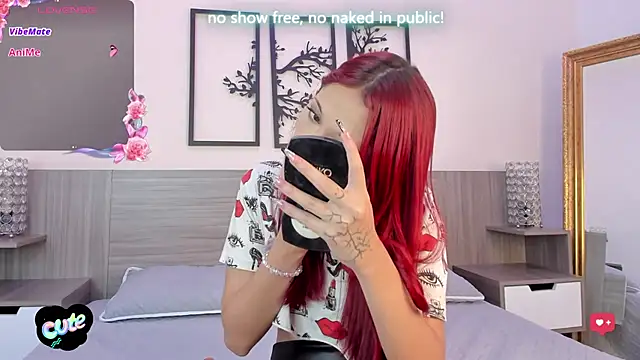 Snapshot of SkinnyFoxy chatting on March 2025 09:21:02 PM SkinnyFoxy online show from March 2025 09:21:02 PM