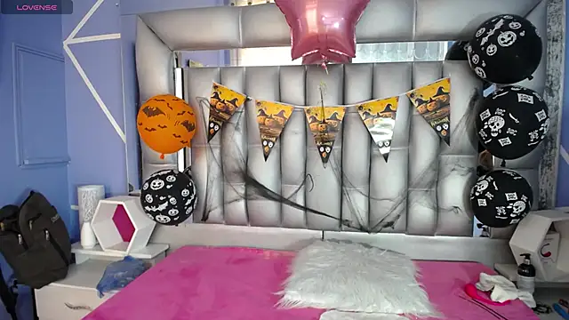 sophia ny online show from October 2025 01:45:01 PM