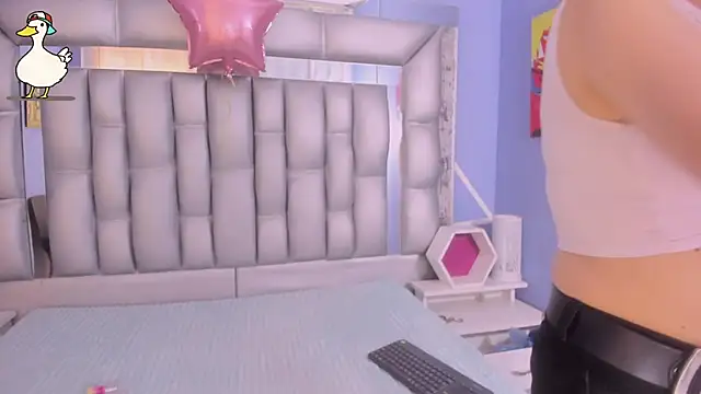 sophia ny online show from November 2025 01:49:01 PM