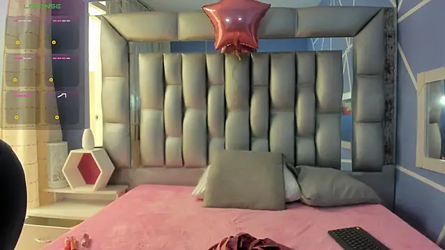 sophia ny online show from December 2025 02:27:02 PM