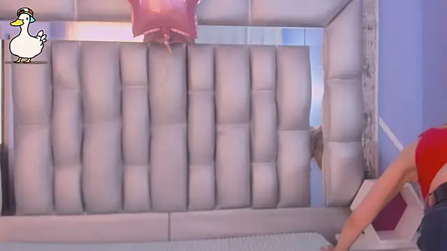 sophia ny online show from November 2025 01:47:01 PM