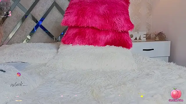 oceane becker online show from November 2025 12:44:02 PM