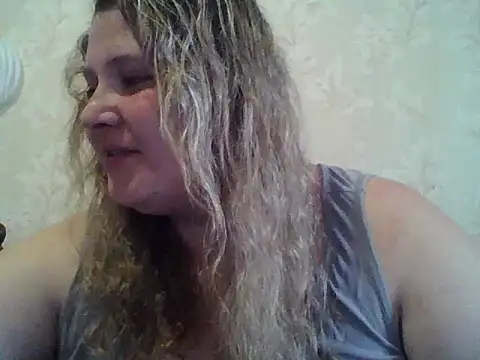 ParisMimi online show from May 2026 12:13:02 PM