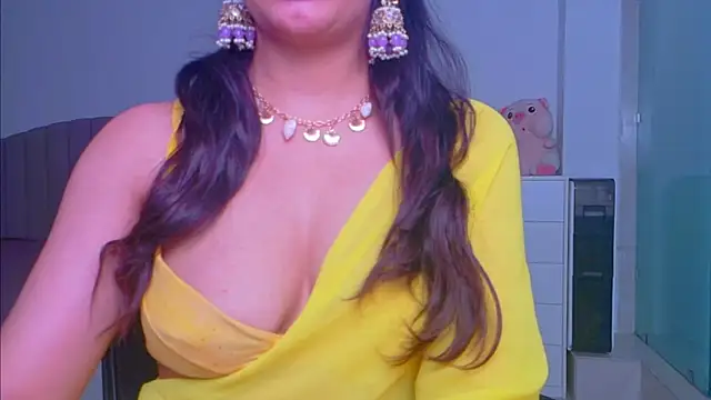 Snapshot of Aashika-Kaur chatting on September 2025 04:24:01 AM Aashika-Kaur online show from September 2025 04:24:01 AM
