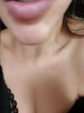 Snapshot of gaby_Souza chatting on December 2024 11:28:01 AM gaby Souza online show from December 2024 11:28:01 AM
