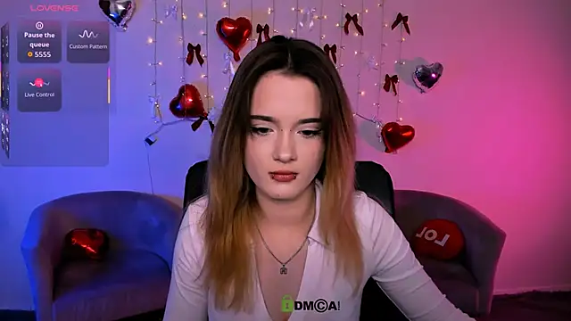 liana kisses online show from March 2026 08:05:01 PM