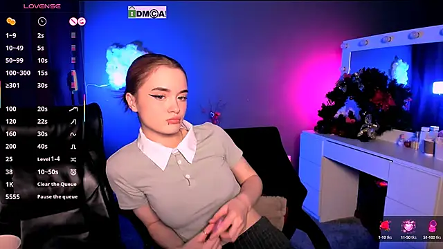 liana kisses online show from February 2025 05:24:01 AM